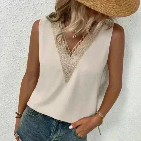 SHEIN Guipure Lace Panel Blouse - Picture 1 of 7